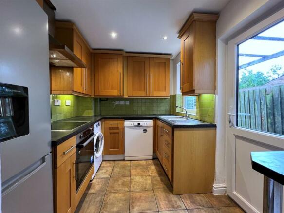 kitchen  1.jpg