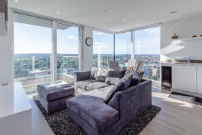 Flat 93, 18 Kingly Building, Woodberry Down, Hackney, London N4 2GQ