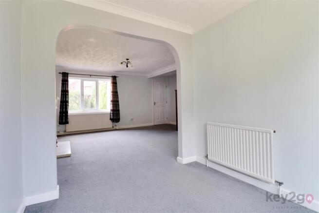 3 bed Detached for sale Image 9