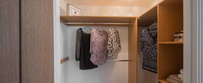 2 bed Apartment to rent Image 10