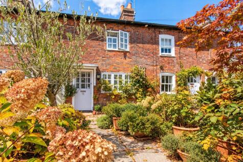 Kingsbury Terrace, Kingsbury Street, Marlborough, Wiltshire, SN8