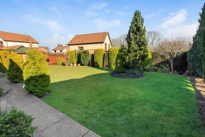 Rear Garden (3).jpg