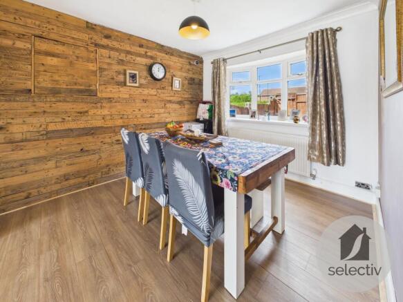3 bed Semi-Detached for sale Image 8