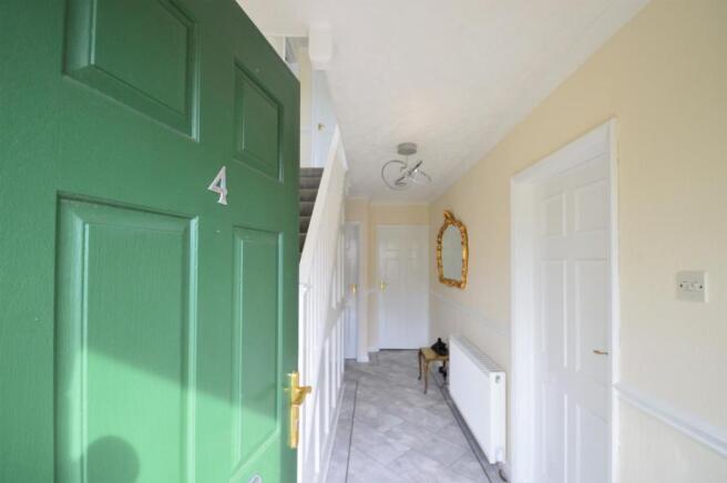 4 Furze Hill Road