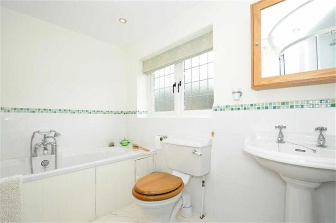 Photo 11