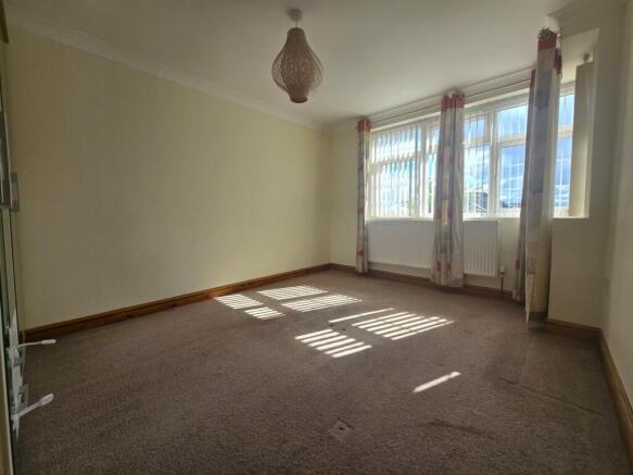 3 bed Semi-Detached for sale Image 7