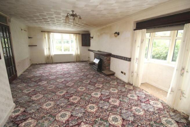 Lounge / Dining Room