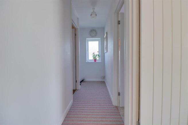 29 BELMONT CLOSE_-6.jpg