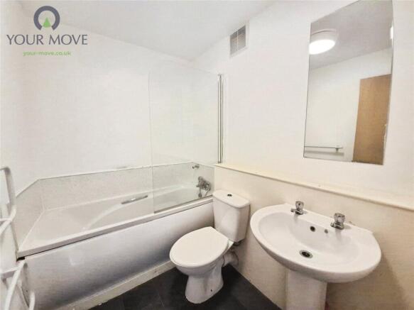 2 bed Flat to rent Image 5