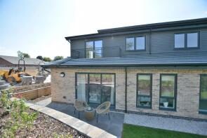 2, The Grange, Mansfield NG18 4BA