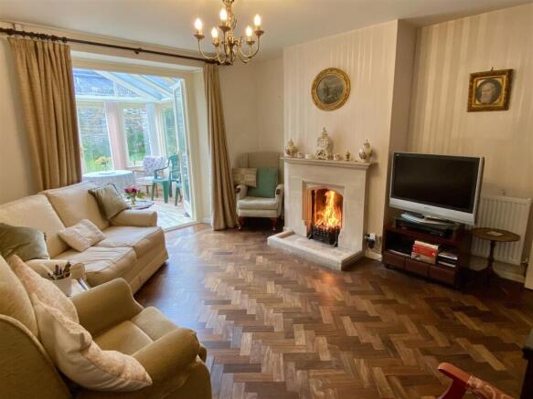 Sitting Room.JPEG