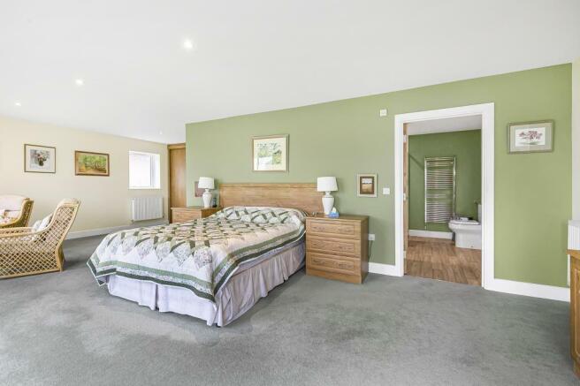bed2.jpg