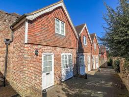 1, Abbey Mews, High Street, Battle TN33 0AQ