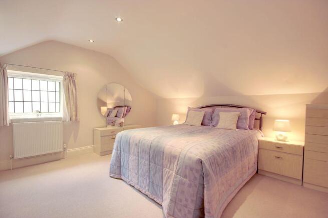 Bedroom 4 (Double)