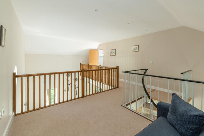 2 bed Penthouse for sale Image 10