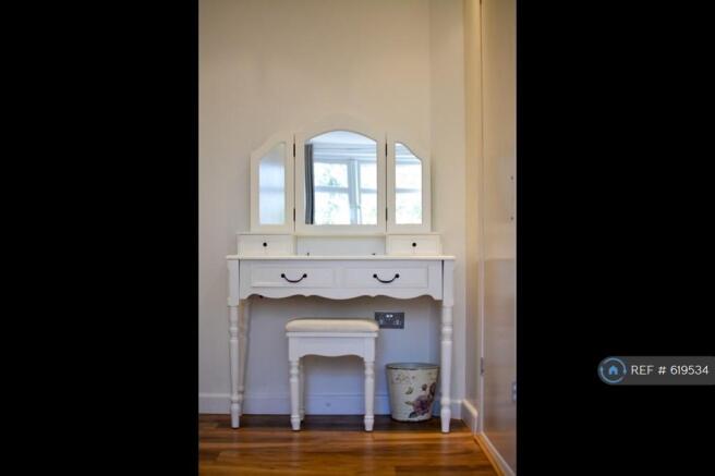 Bedroom Vanity Unit