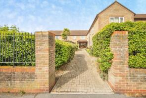 Flat 14, Havenvale, Coppins Road, Clacton On Sea CO15 3LL