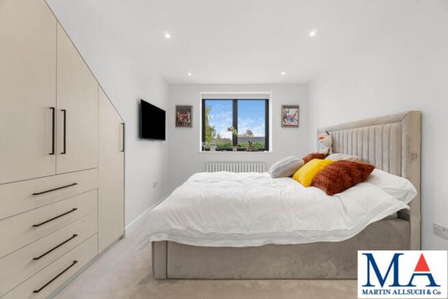 Photo 24