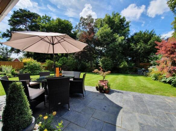 Feature Garden photo.jpg