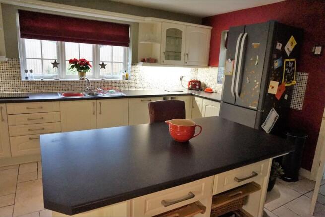 Kitchen / Breakfast