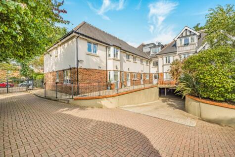 Broadlands Avenue, Shepperton, Surrey, TW17