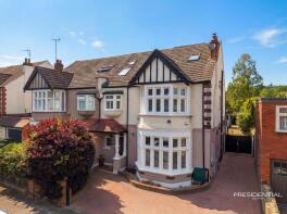 15, The Avenue, Loughton IG10 4PT