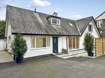 First Floor Flat at Yewgarth, New Road, Windermere, Cumbria LA23 2LA