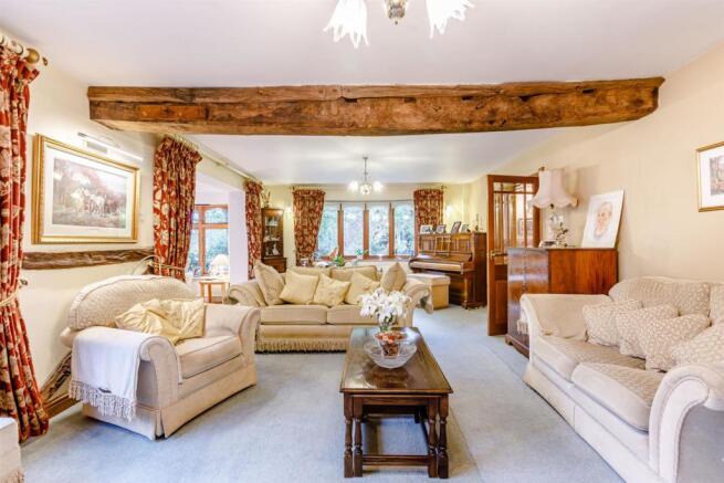 8482061-interior09.jpg