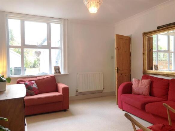 Family Room 2.JPG