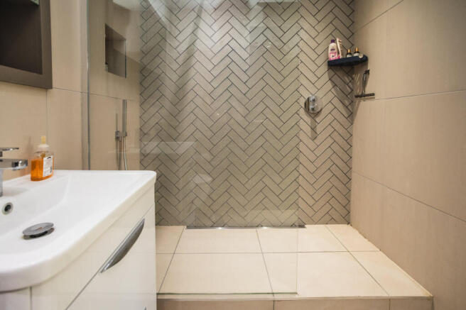 3 bed Block of Apartments for sale Image 9