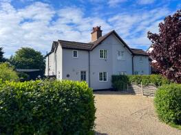 1 Apple Tree Cottage, Braintree Road, Dunmow CM6 3DW