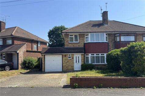 Stubbs Moor Road, Farnborough, GU14