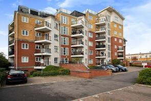 15, Omega Court, The Gateway, Watford WD18 7HG