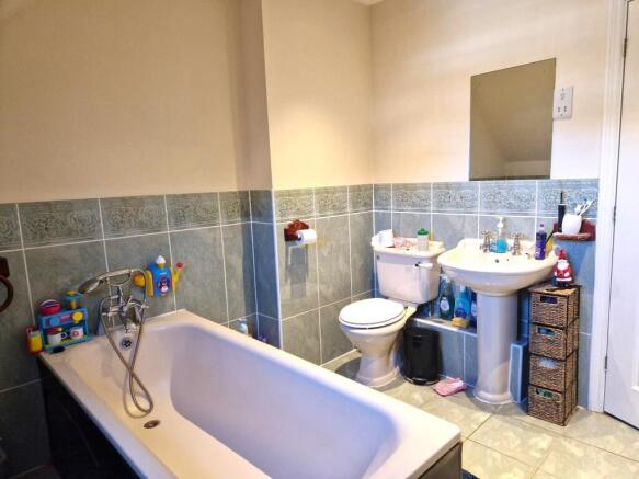 Photo 11
