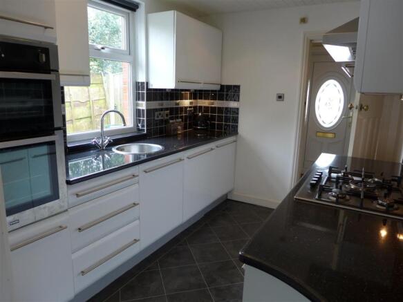 Fitted Kitchen