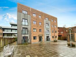 Apartment 6, 28e, Woodfield Road, Altrincham WA14 4YQ