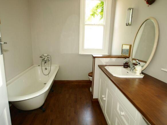 Photo 11