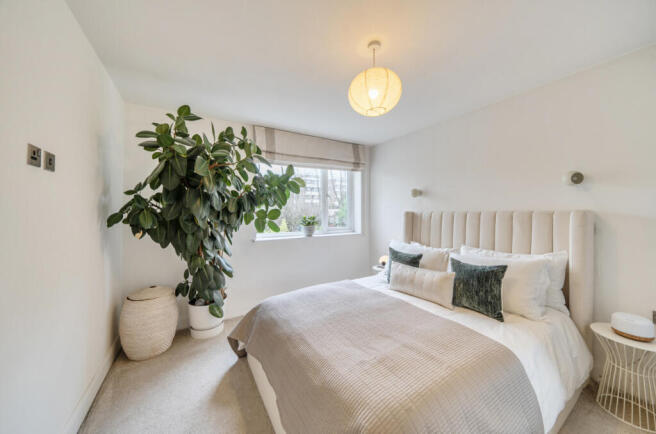 1402244-1-6973af4...