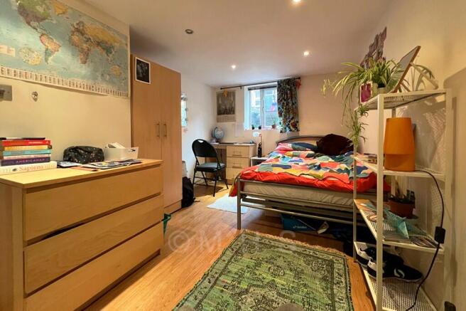 6 bed Terraced for sale Image 12