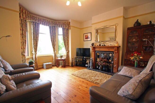 SITTING ROOM