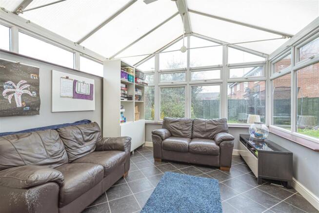 Byewaters - Conservatory.jpg