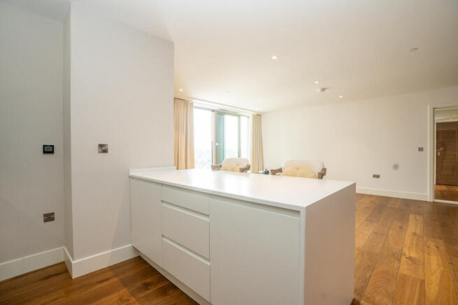 2 bed Apartment for sale Image 10
