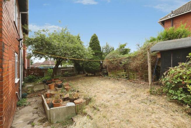 3 bed Semi-Detached for sale Image 4