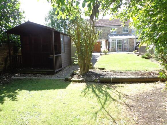 Photo 11