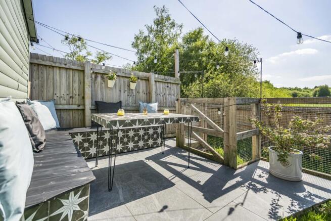 20 Silk Rose Drive, Macclesfield, Cheshire, SK11 7HR photo 4
