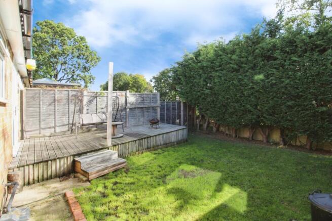 2 bed Semi-Detached Bungalow for sale Image 4