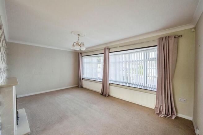 2 bed Detached Bungalow for sale Image 7