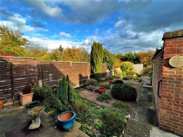 Garden 1.jpg