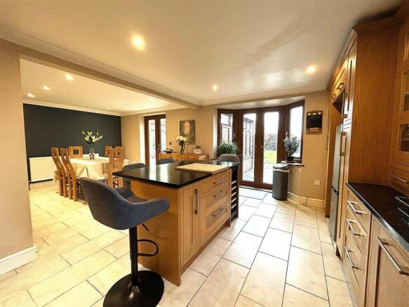 Kitchen Diner