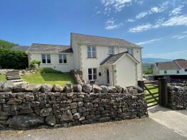 Arfryn, Pont Nedd Fechan, Neath SA11 5UW